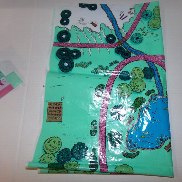 Vintage 1994 Polly Pocket Drive-In Burger Restaurant And Playville Mat - Picture 14 of 16